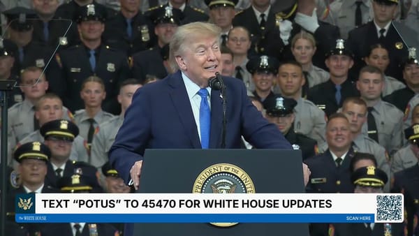 Trump chiede agli americani di prepararsi ad altri mesi di alti prezzi della benzina