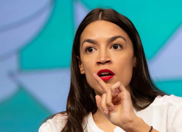 Ocasio-Cortez gira lo stato di New York e sembra la prova generale per il 2028