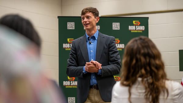In Iowa la corsa per governatore e Senato si gioca sul populismo
