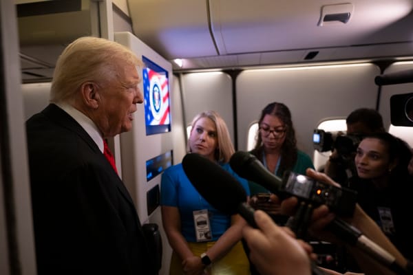 La Casa Bianca esclude di nuovo la CNN dal pool televisivo di Trump