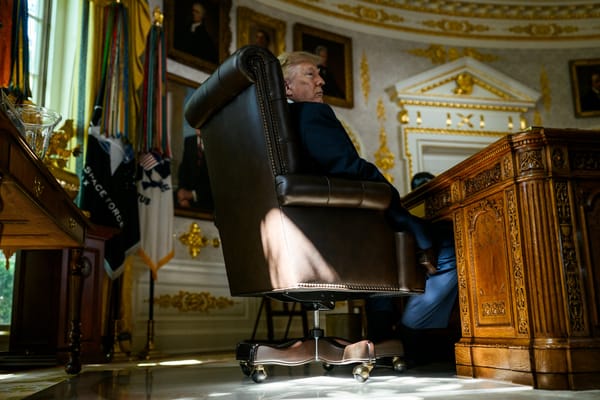 Trump chiede di votare alle midterm come se fosse lui sulla scheda: per i repubblicani è un rischio