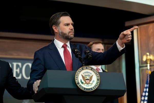 Vance prova a riconquistare i conservatori delusi da Trump
