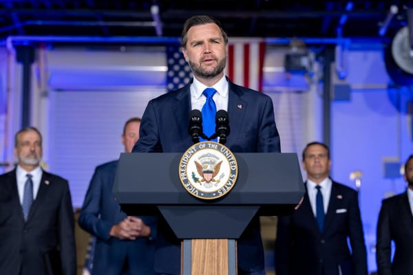 Vance fa campagna in Kansas, dove i democratici puntano al seggio di Roger Marshall