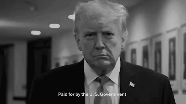 La Casa Bianca manda in onda degli spot pro Trump pagati dai contribuenti