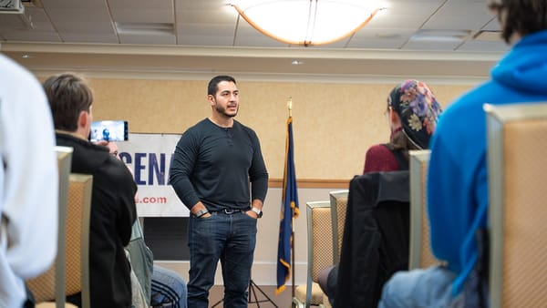 CBS News, Weiss avrebbe chiesto di cercare legami tra El-Sayed e i Fratelli Musulmani