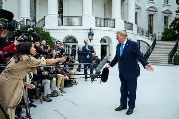 Dimissioni, liti e poche prove: l'inchiesta voluta da Trump contro i suoi nemici è nel caos