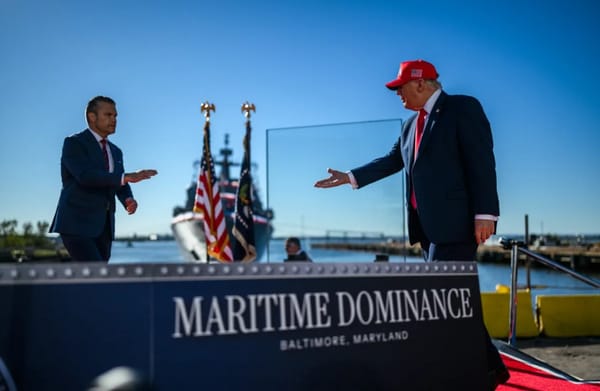Trump rinvia la ripresa della guerra all'Iran a dopo le midterm, ma il petrolio continua a salire